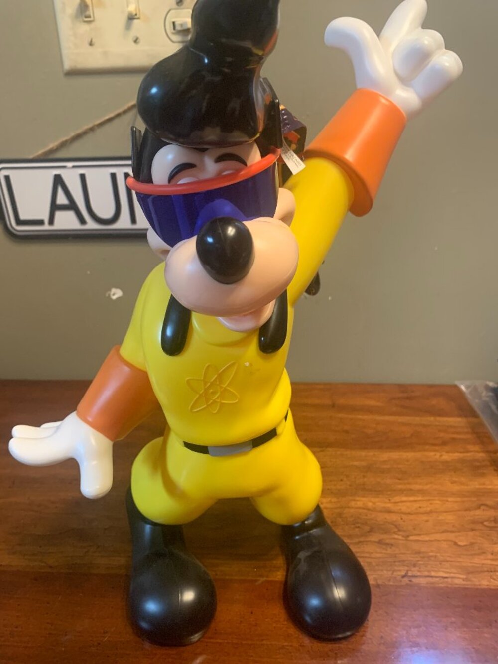 Disneyland Powerline Goofy Movie Max Popcorn Bucket 90's Night